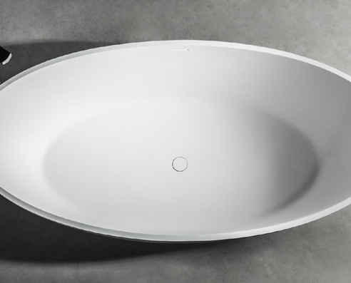 Ideavit Solid Ellipse Elongated freestanding bathtub. 71x35x19 inch. White